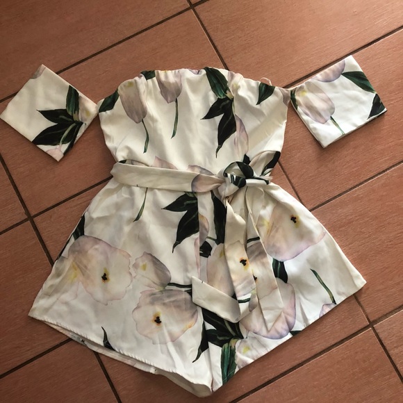 Fashion Nova Other - 🔥 NWT Fashion Nova white floral romper 🔥